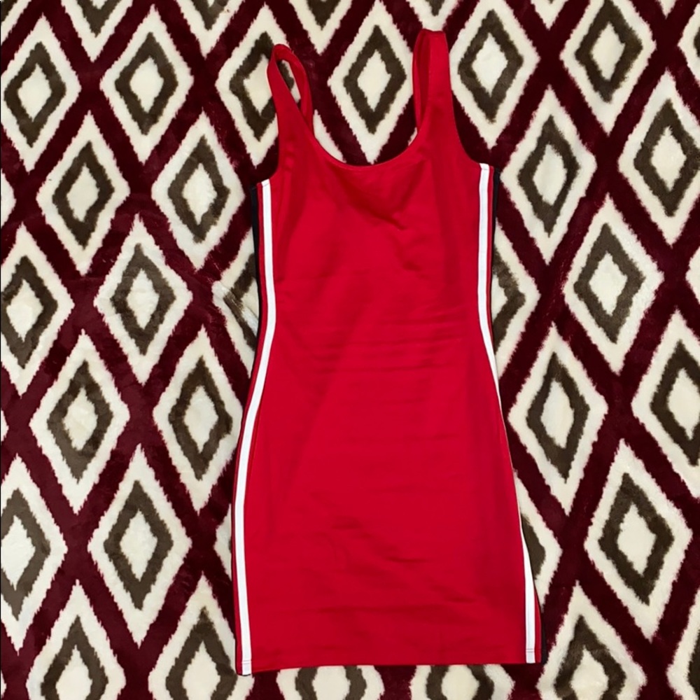 H&M Divided Red Striped Bodycon Dress